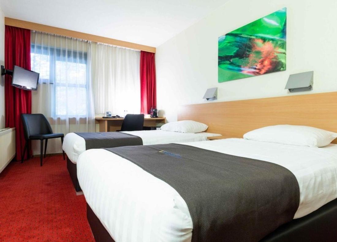 Bastion Hotel Duesseldorf Neuss Exterior foto